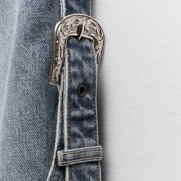 Zara TRF WIDE LEG BUCKLE JEANS - Picture 3 of 16